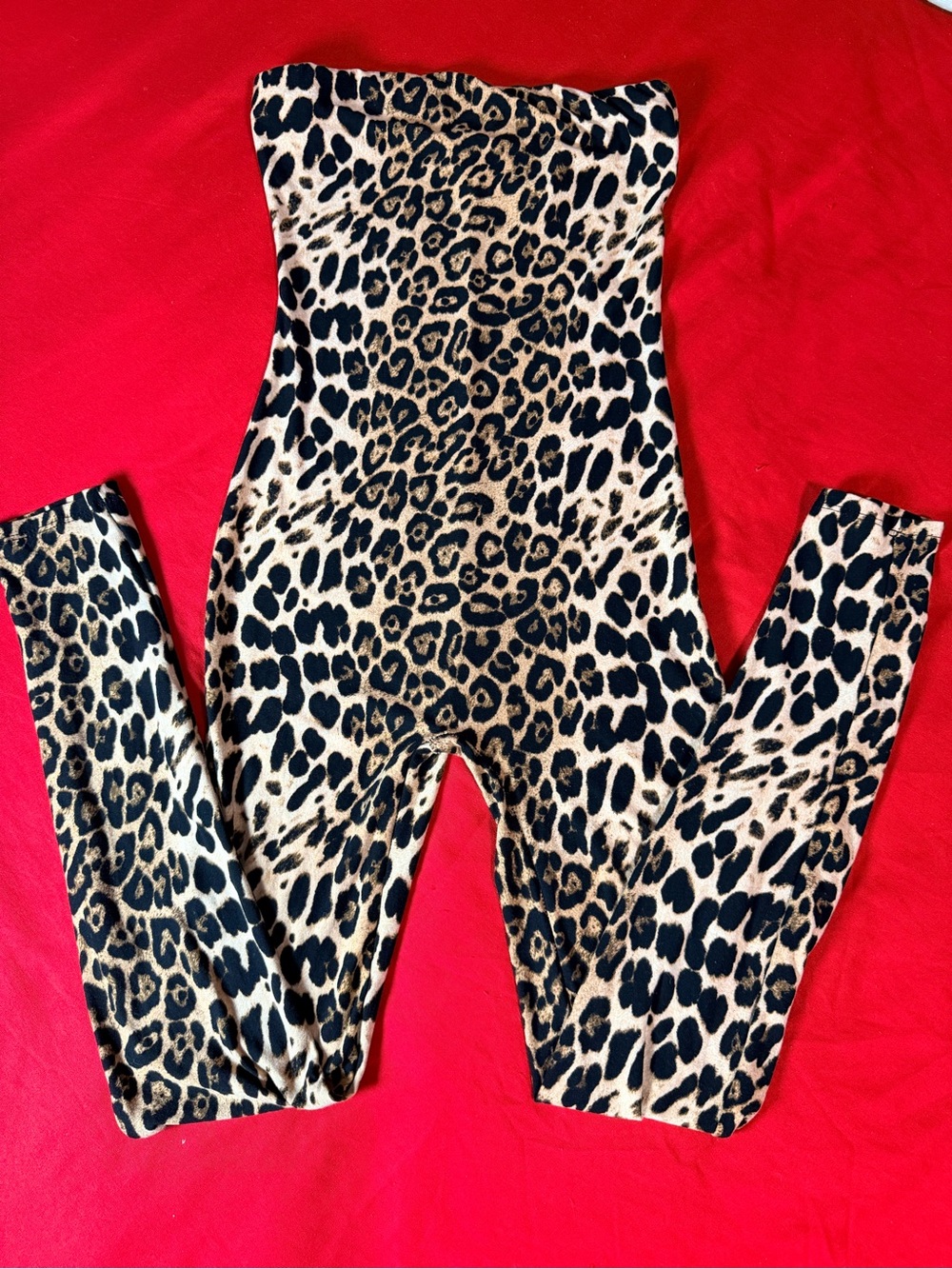 Fashion Nova Strapless Leopard Print Jumpsuit in Tan & Black